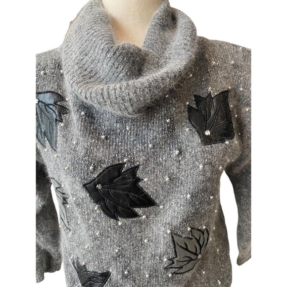 Angora Sweater Silk Gray Embellished Pearls Small Medium‎ Cowl Neck Vintage 90s - Picture 3 of 8